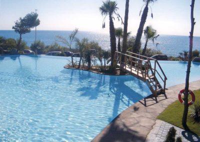 piscina desboradante castellon